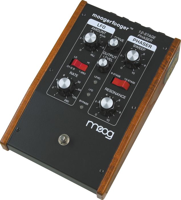 Moog Mf-103 Moogerfooger 6/12 Stage Phaser