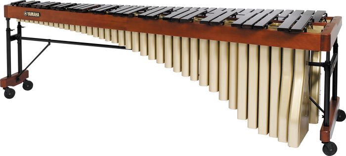 Yamaha Ym5104ac Custom 5.5 Octave Rosewood Marimba With Cover