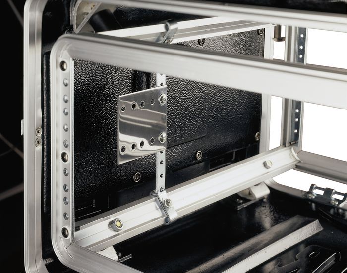 Gator&nbsp;G-Shock16L ATA-Style Deluxe Shock Rack&nbsp;&nbsp;
