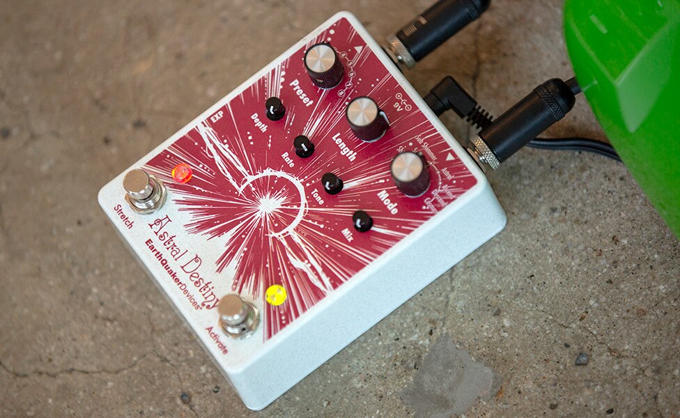 EarthQuaker Devices Astral Destiny Modulated Octave Reverb