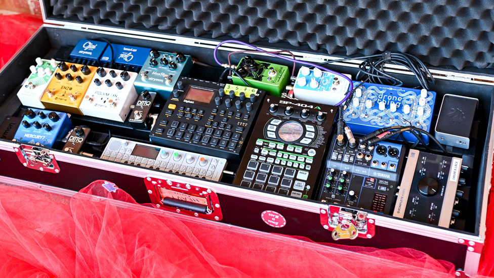 Drum and Lace Pedalboard featuring various guitar effects pedals