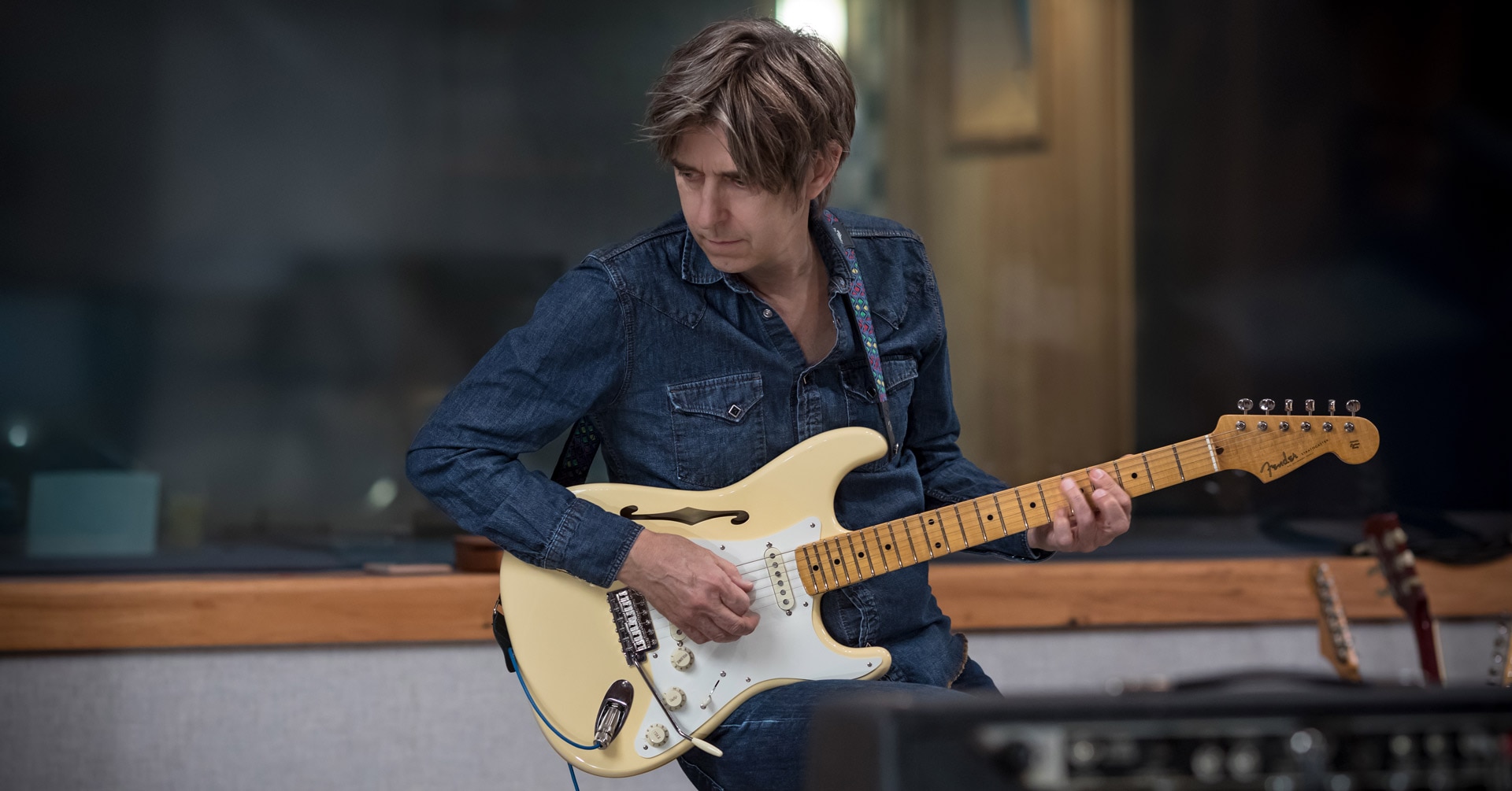Eric Johnson Talks Signature Strat® Models, Touring Rigs and More