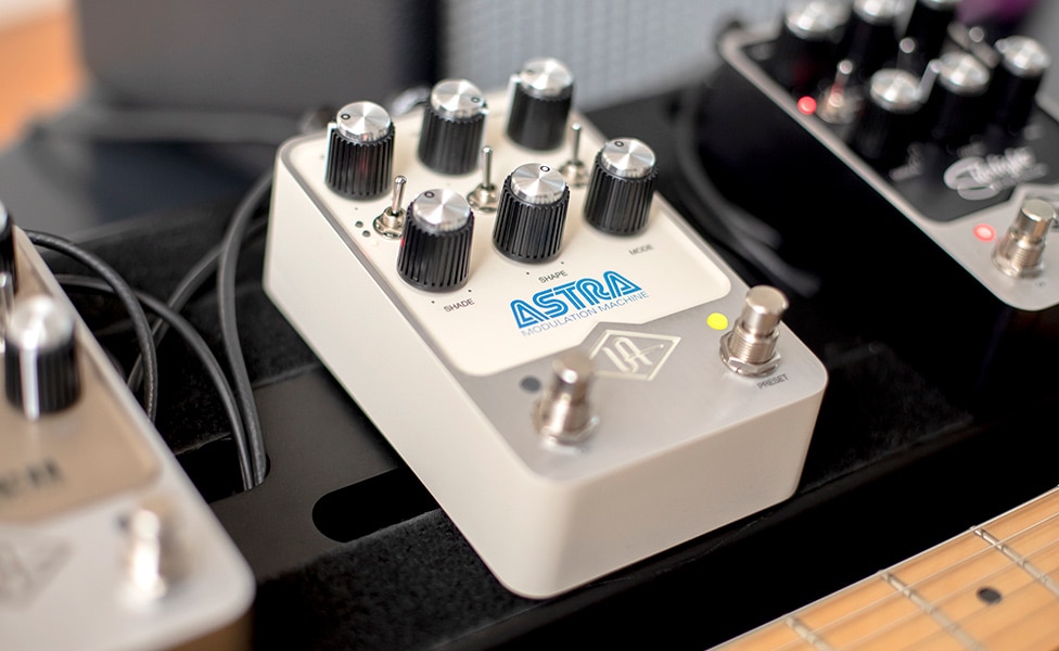 Universal Audio Astra Modulation Station Effect Pedal